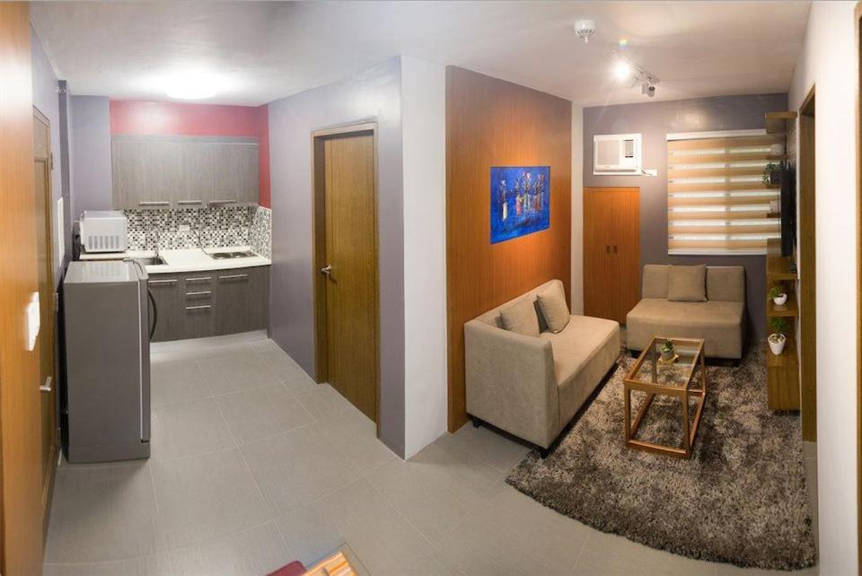 2 Bedroom Unit Fully Furnished * Manila